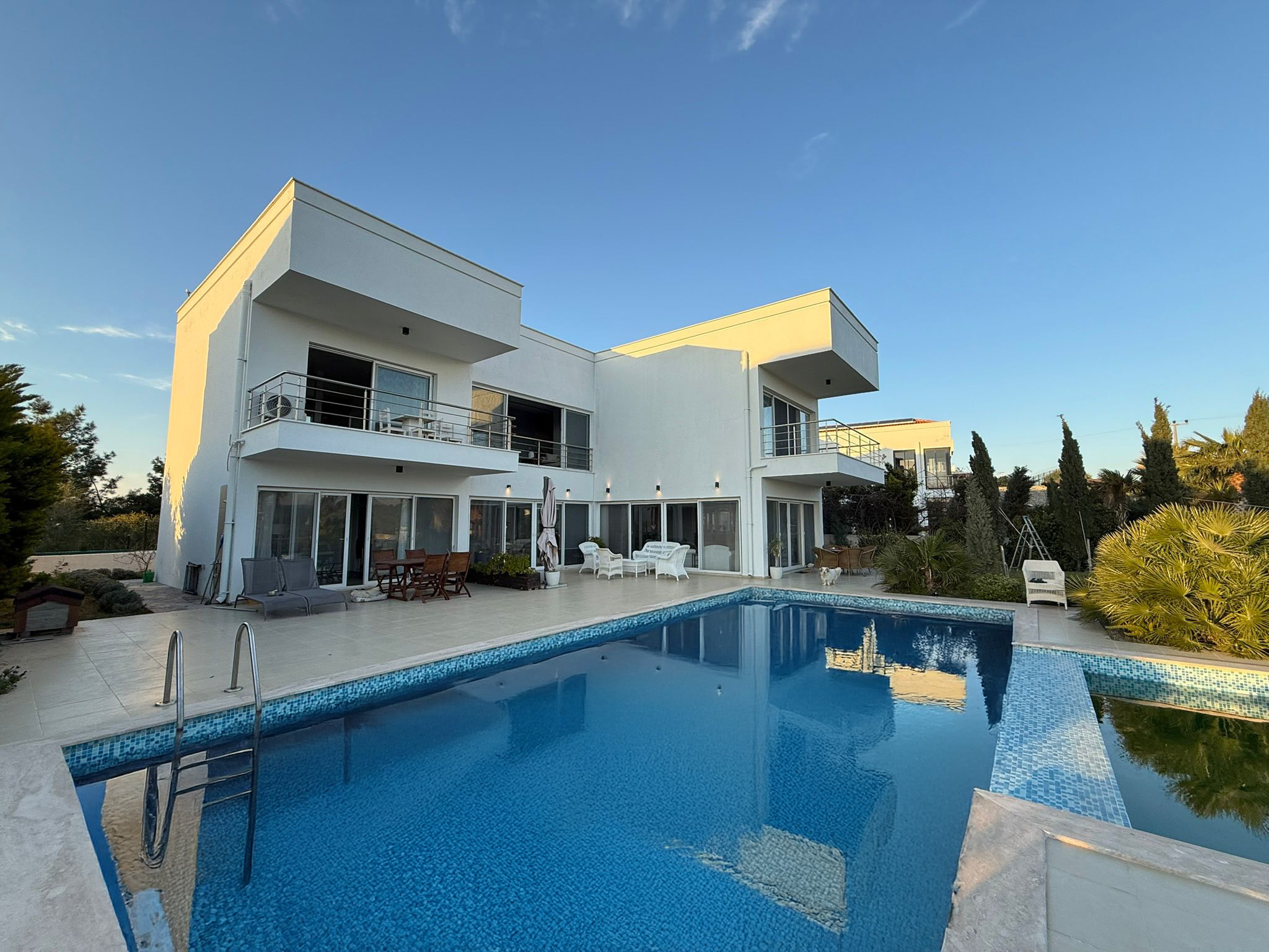 Milas Boğaziçi’nde Eşsiz Manzaralı, Ultra Lüks Tam Müstakil Villa