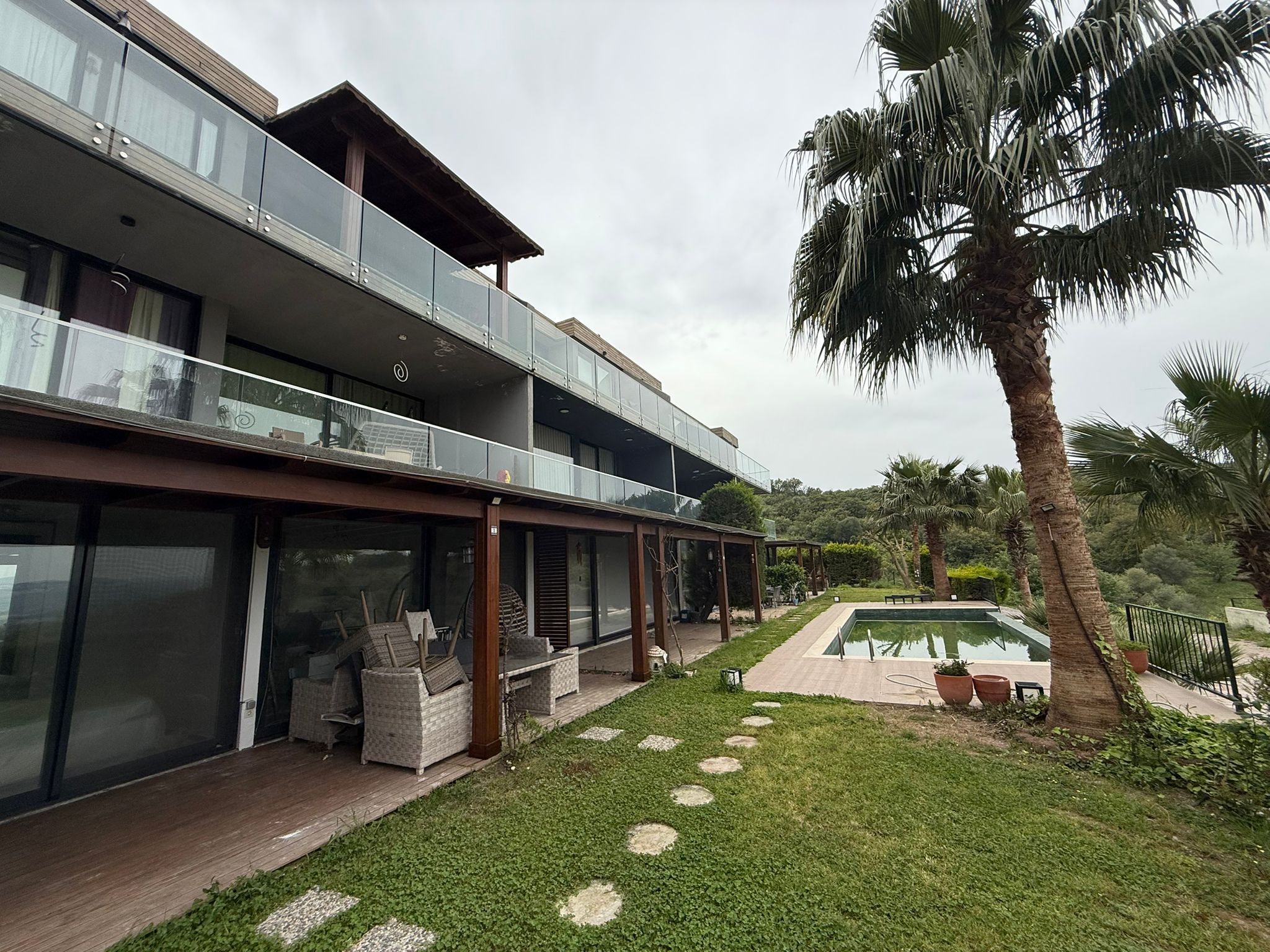 MEŞELİK SATILIK 1+1 DAİRE