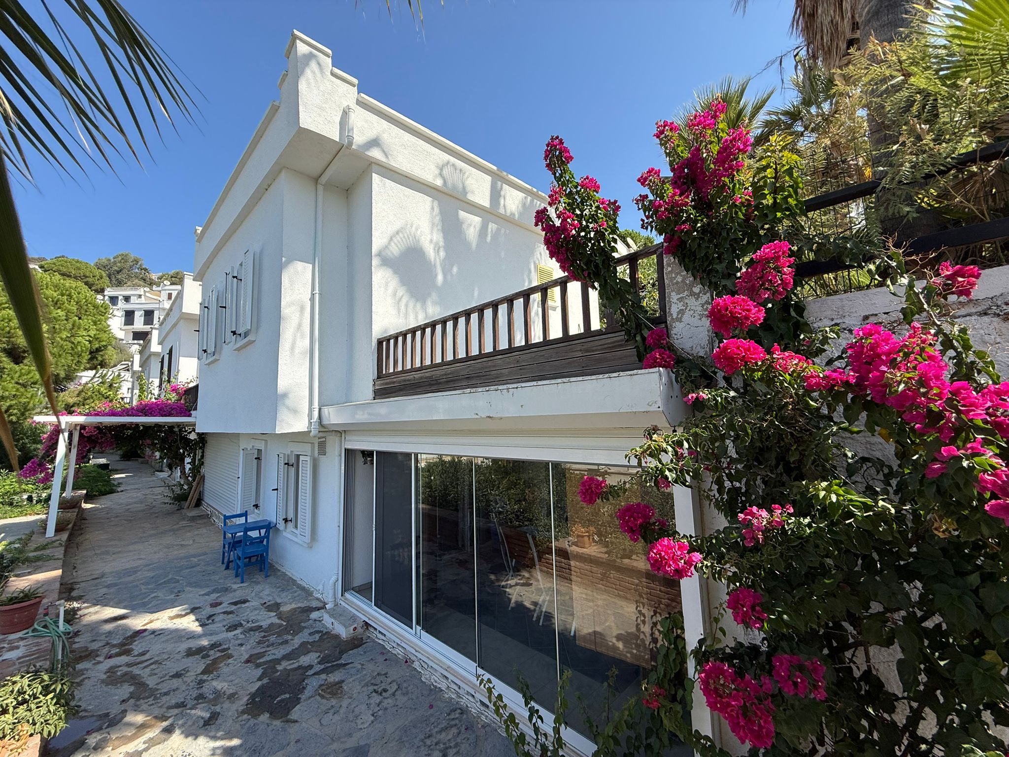 BODRUM GÜMÜŞLÜK KOYUNBABADA 2+1 VİLLA